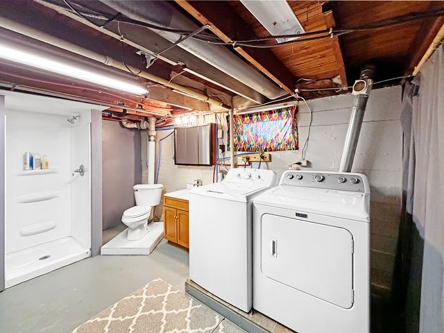 510 W Dewey Street, Freeport, IL 61032