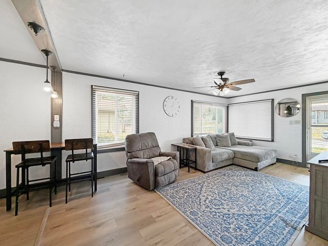 510 W Dewey Street, Freeport, IL 61032