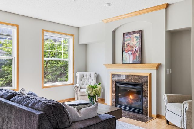 11317 Stratton Avenue 100, Eden Prairie, MN 55344