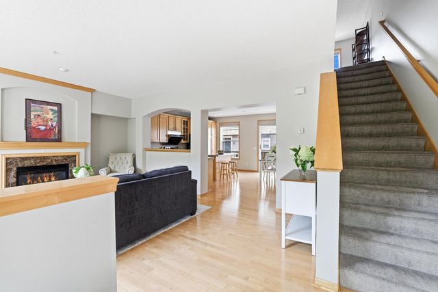 11317 Stratton Avenue 100, Eden Prairie, MN 55344