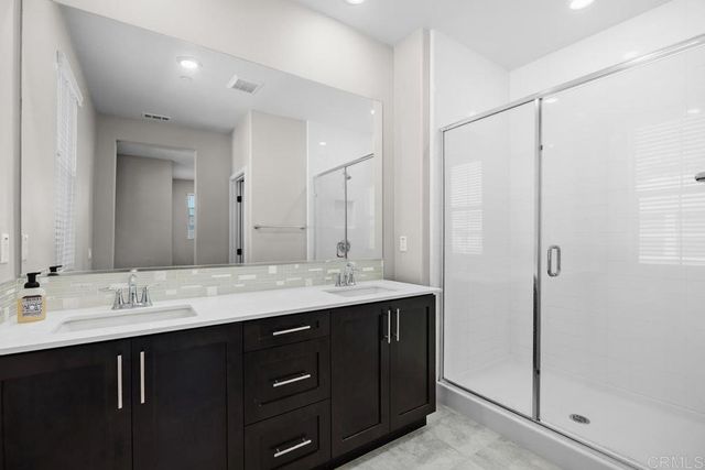 1137 Delpy View Point, Vista, CA 92084