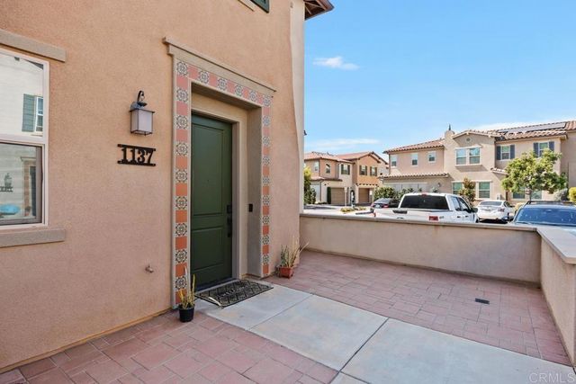 1137 Delpy View Point, Vista, CA 92084