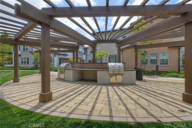1137 Delpy View Point, Vista, CA 92084