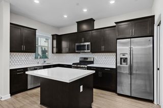 1137 Delpy View Point, Vista, CA 92084