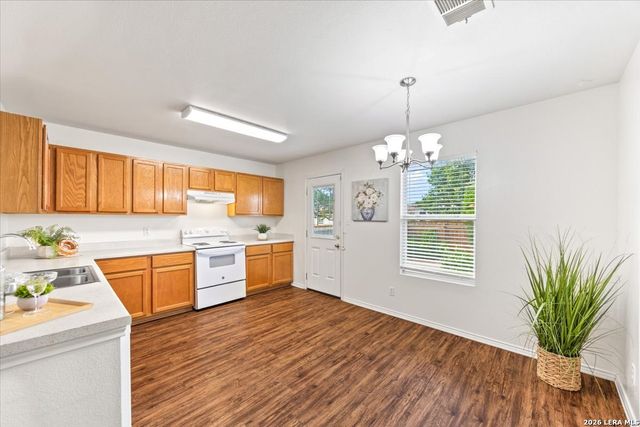 1635 Mason King, San Antonio, TX 78260