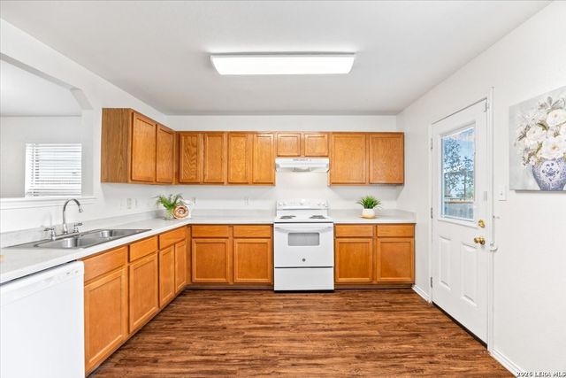 1635 Mason King, San Antonio, TX 78260