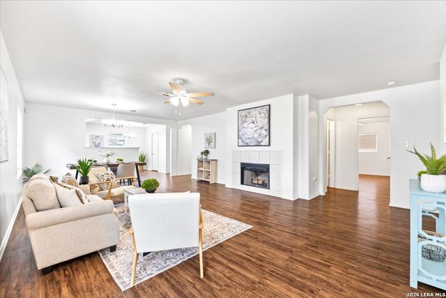 1635 Mason King, San Antonio, TX 78260