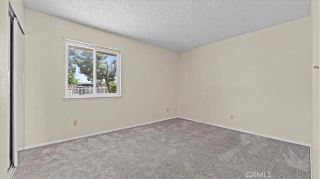 18298 Danbury, Hesperia, CA 92345