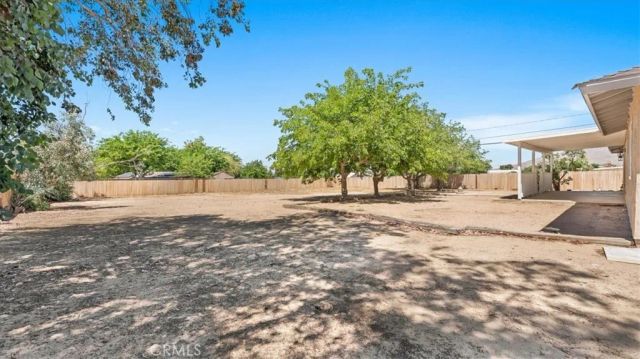 18298 Danbury, Hesperia, CA 92345