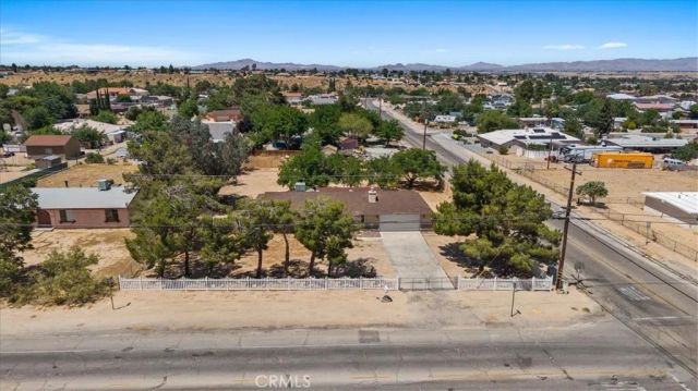 18298 Danbury, Hesperia, CA 92345