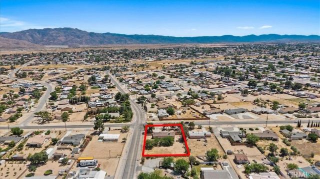 18298 Danbury, Hesperia, CA 92345