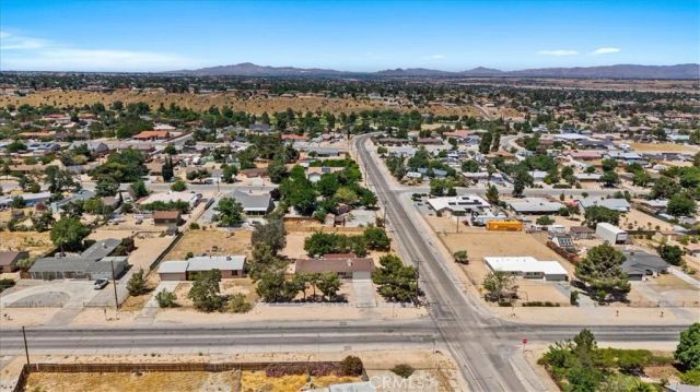 18298 Danbury, Hesperia, CA 92345
