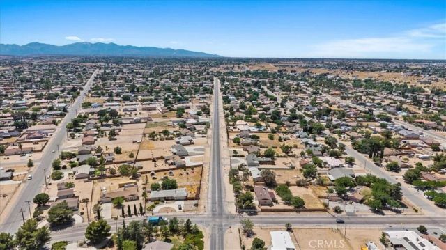 18298 Danbury, Hesperia, CA 92345