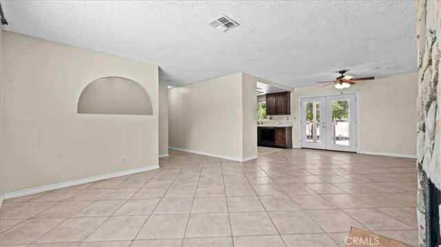 18298 Danbury, Hesperia, CA 92345