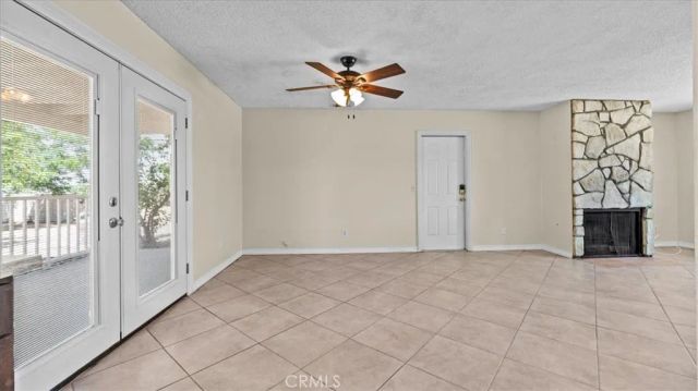 18298 Danbury, Hesperia, CA 92345