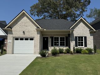 37 Laurel View St, Manchester, TN 37355