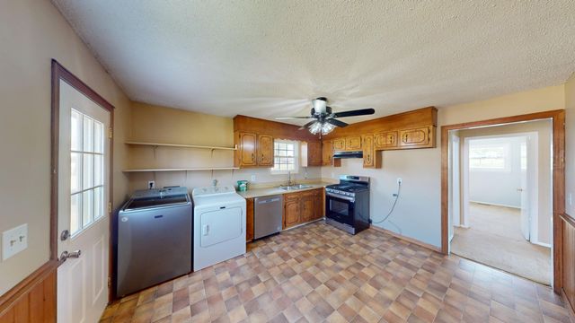 582 11th Avenue, Dayton, TN 37321