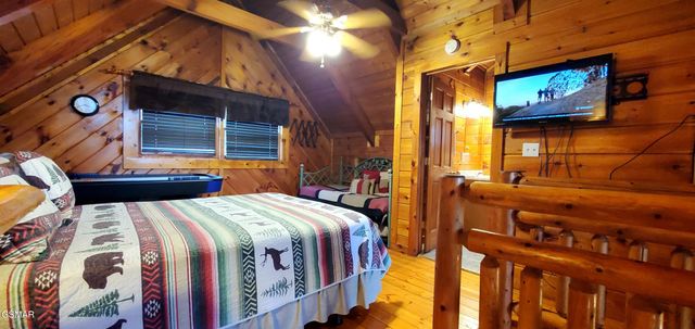 1630 Scenic Woods Way, Sevierville, TN 37876