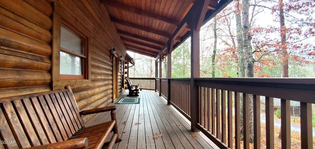 1630 Scenic Woods Way, Sevierville, TN 37876