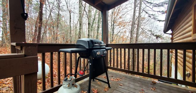 1630 Scenic Woods Way, Sevierville, TN 37876