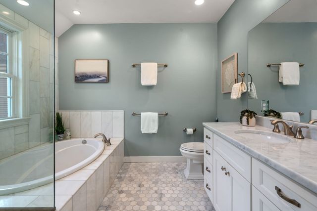 47 High Street 47, Newton, MA 02464