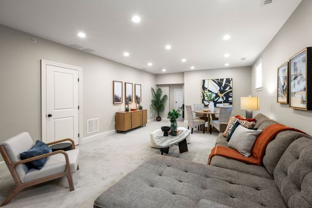 47 High Street 47, Newton, MA 02464