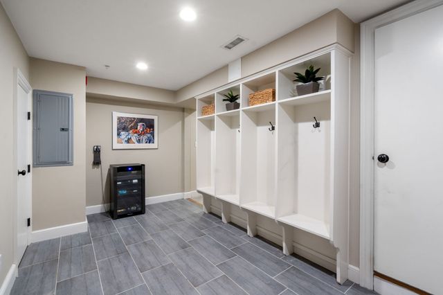 47 High Street 47, Newton, MA 02464
