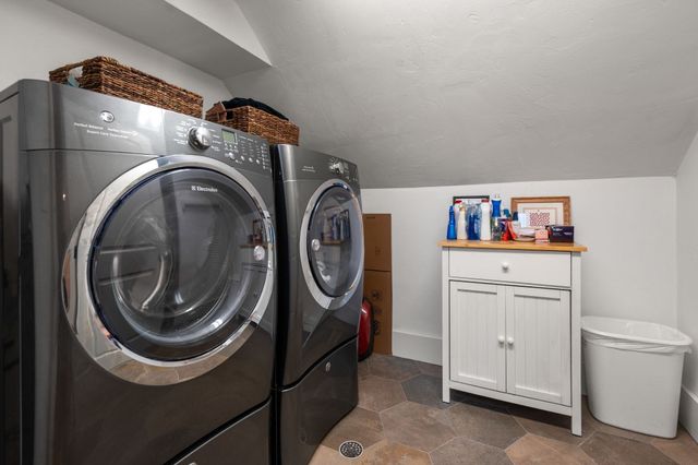 47 High Street 47, Newton, MA 02464