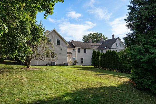 47 High Street 47, Newton, MA 02464