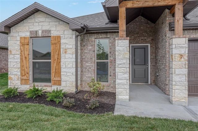 12916 Sewell Avenue, Kansas City, KS 66109