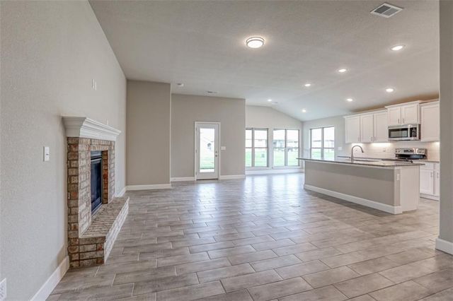 12916 Sewell Avenue, Kansas City, KS 66109