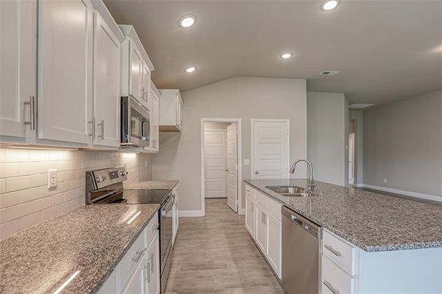 12916 Sewell Avenue, Kansas City, KS 66109