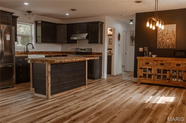 14420 County Road 8050, Rolla, MO 65401