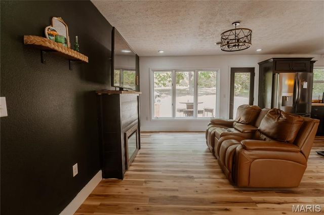 14420 County Road 8050, Rolla, MO 65401