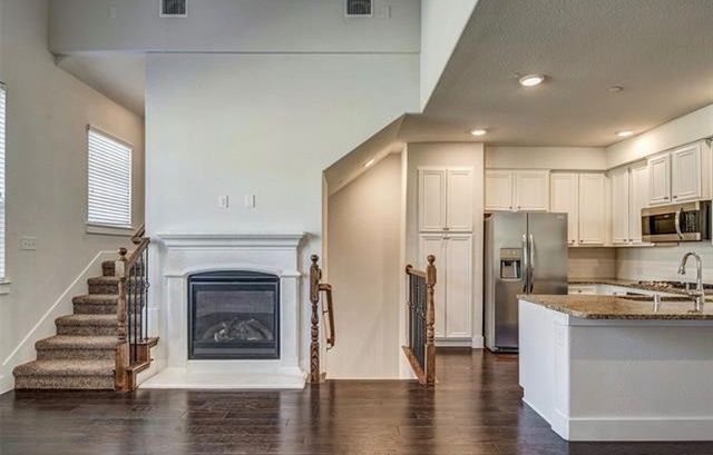2406 Magalia Lane, Lewisville, TX 75056