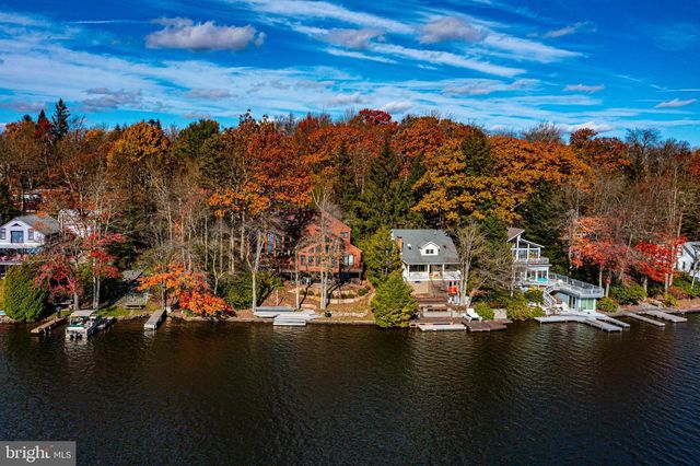 340 MOSEYWOOD RD, Lake Harmony, PA 18624