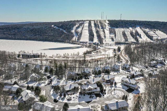 340 MOSEYWOOD RD, Lake Harmony, PA 18624