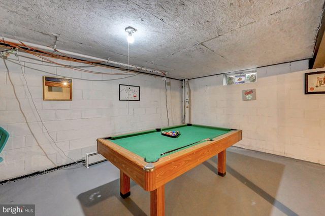 340 MOSEYWOOD RD, Lake Harmony, PA 18624