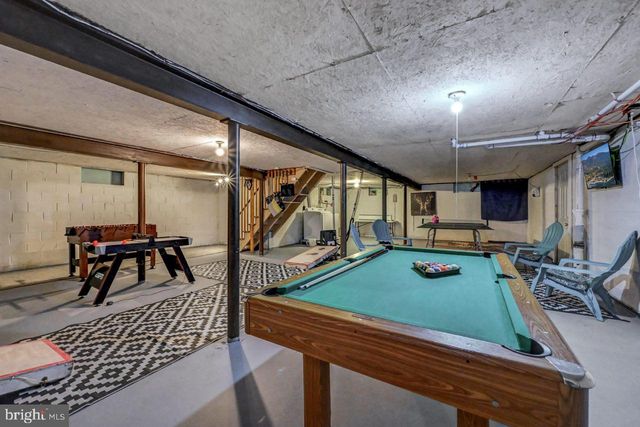 340 MOSEYWOOD RD, Lake Harmony, PA 18624