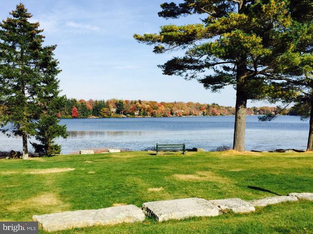 340 MOSEYWOOD RD, Lake Harmony, PA 18624