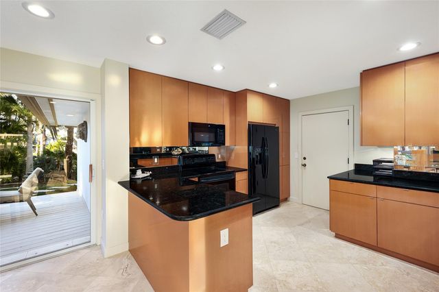 106 49TH STREET, Holmes Beach, FL 34217