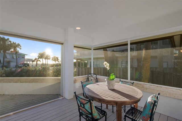 106 49TH STREET, Holmes Beach, FL 34217