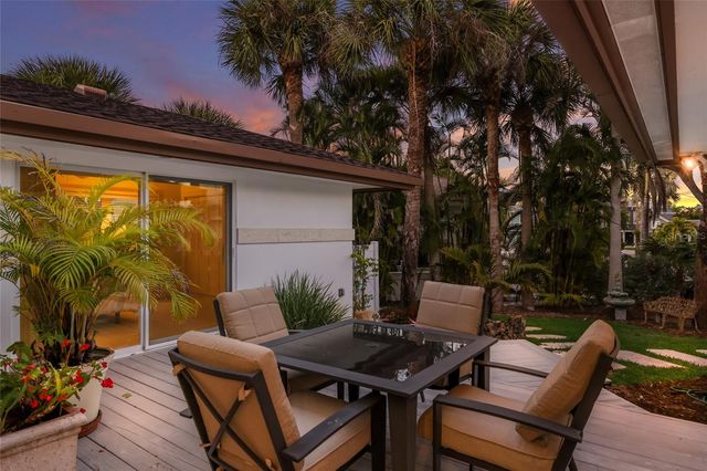 106 49TH STREET, Holmes Beach, FL 34217