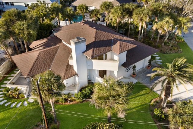 106 49TH STREET, Holmes Beach, FL 34217