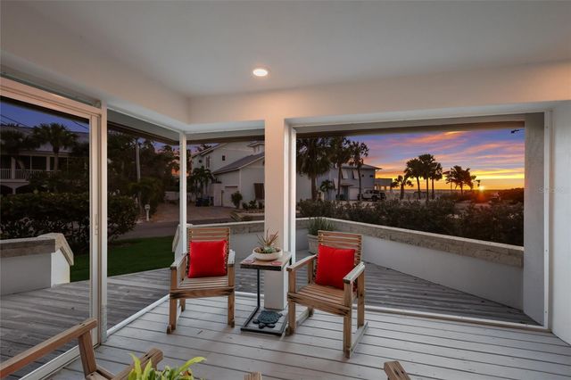 106 49TH STREET, Holmes Beach, FL 34217