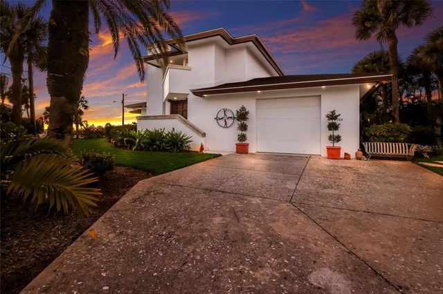 106 49TH STREET, Holmes Beach, FL 34217