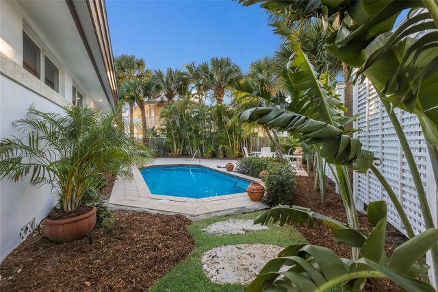 106 49TH STREET, Holmes Beach, FL 34217