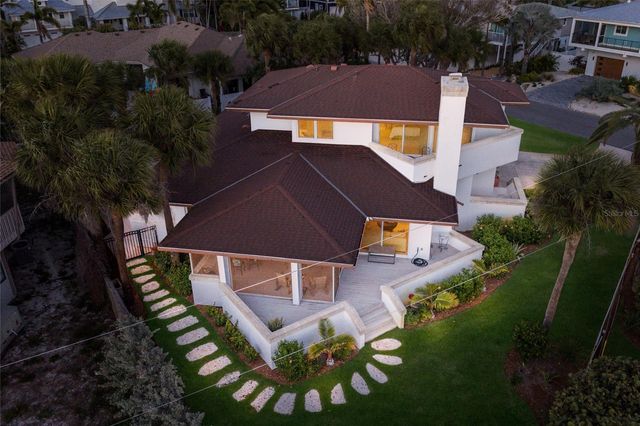 106 49TH STREET, Holmes Beach, FL 34217