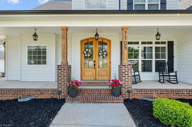 7105 Rae Farms Way, Greensboro, NC 27455
