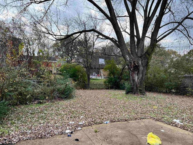 1493 ALCY RD E, Memphis, TN 38106